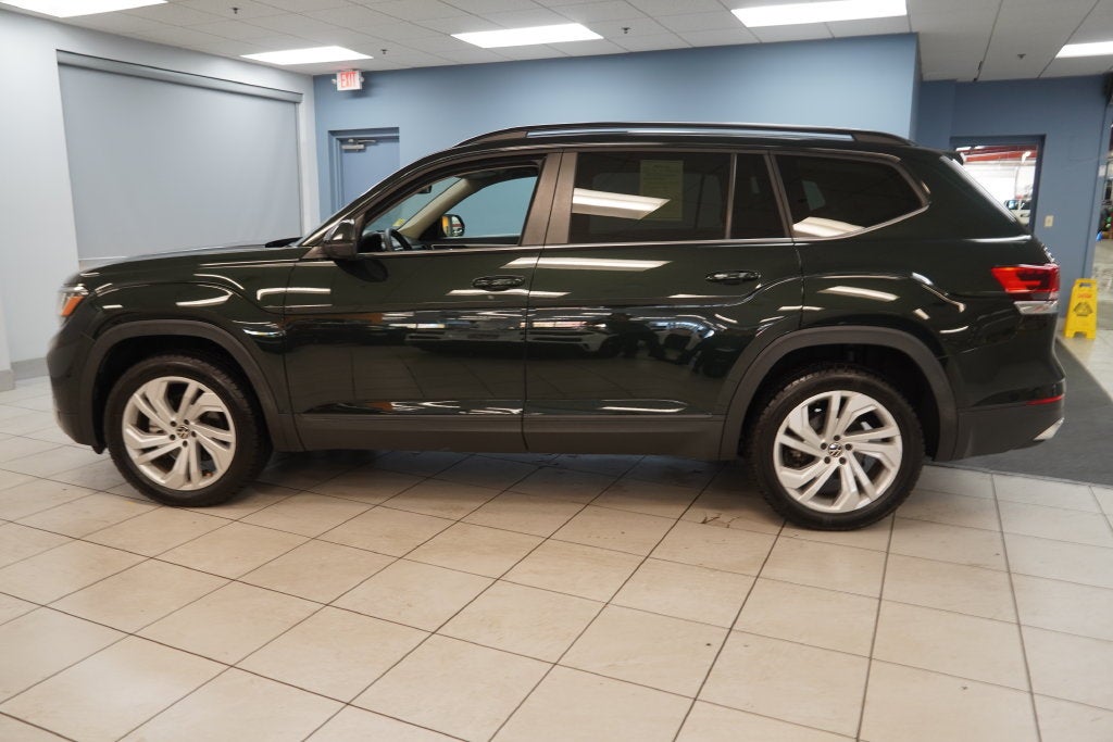 2022 Volkswagen Atlas 2.0T SE w/Technology (AWD)