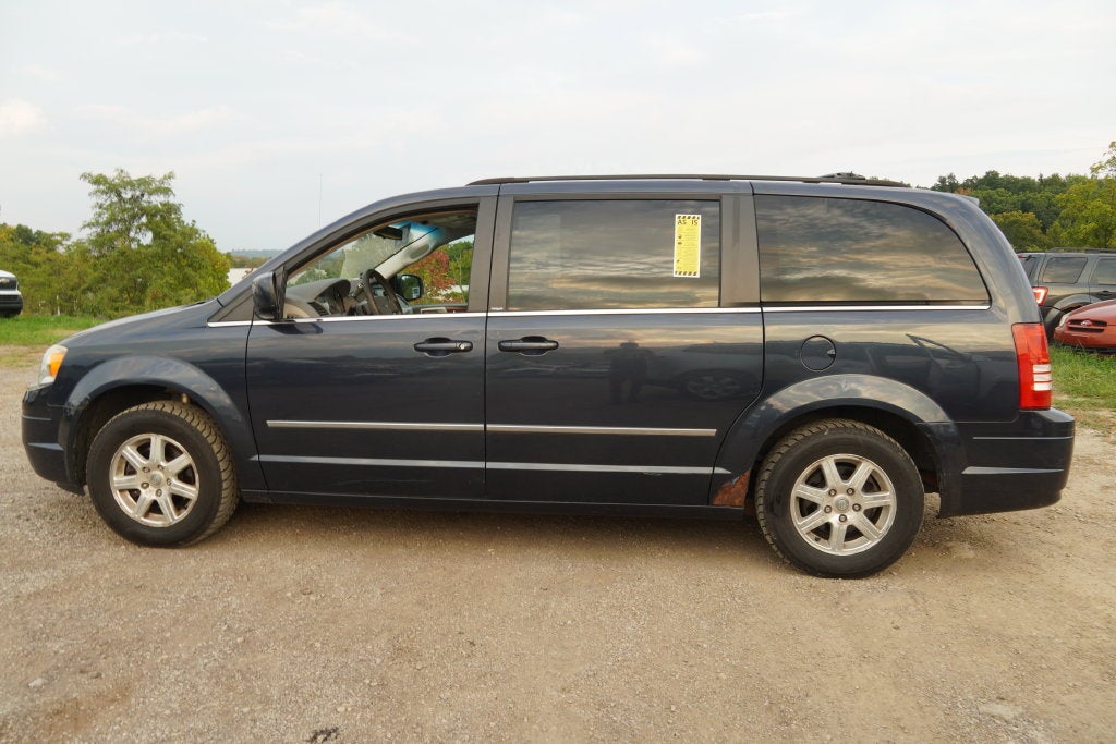 2009 Chrysler Town & Country Touring ( TOW - OUT SPECIAL )
