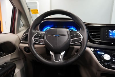 2017 Chrysler Pacifica Touring L