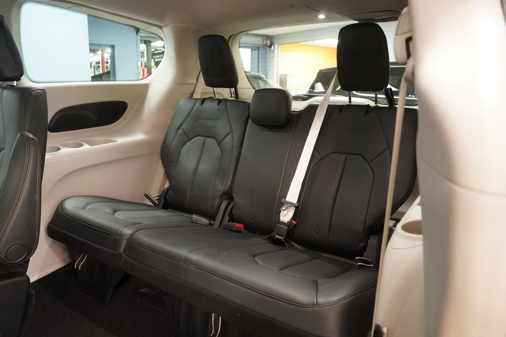 2017 Chrysler Pacifica Touring L