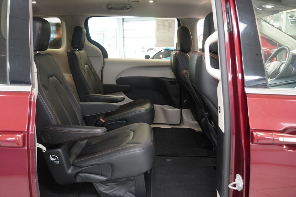 2017 Chrysler Pacifica Touring L