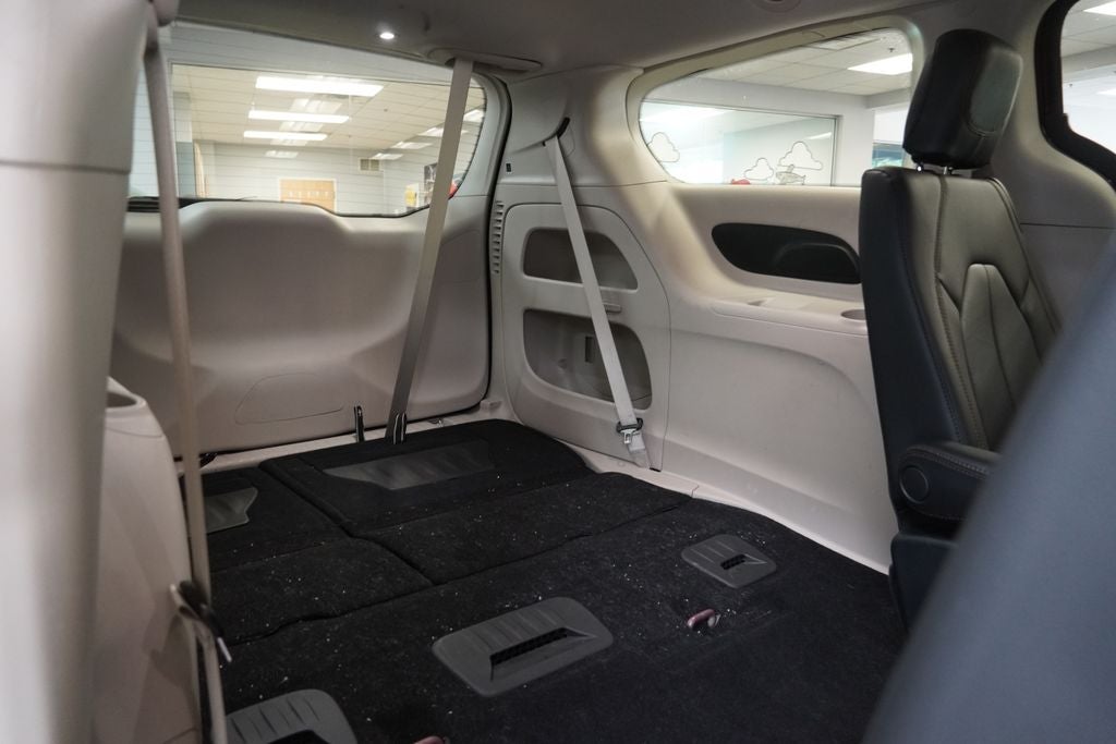 2017 Chrysler Pacifica Touring L