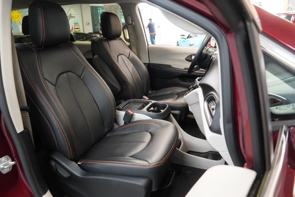 2017 Chrysler Pacifica Touring L