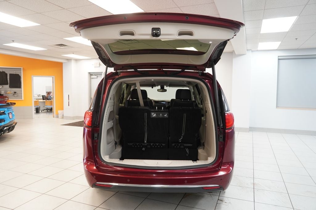 2017 Chrysler Pacifica Touring L