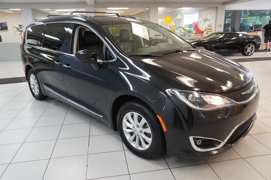 2019 Chrysler Pacifica Touring L