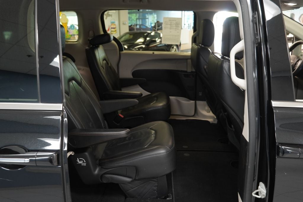 2019 Chrysler Pacifica Touring L