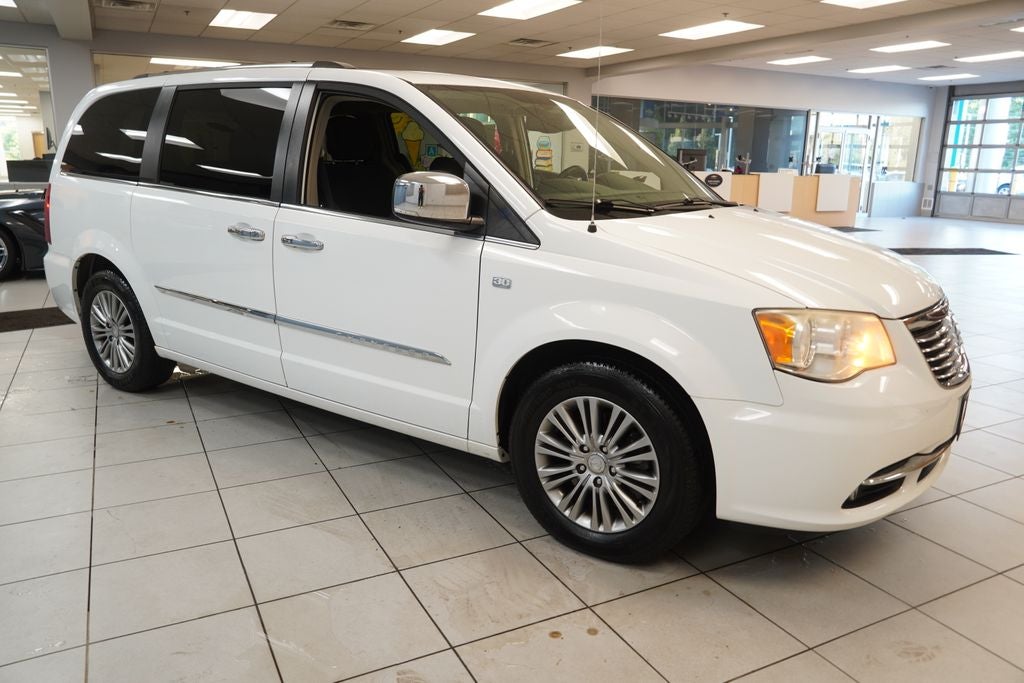 2014 Chrysler Town & Country Touring-L 30th Anniversary