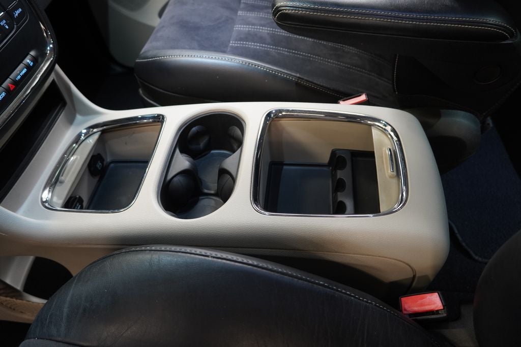 2014 Chrysler Town & Country Touring-L 30th Anniversary