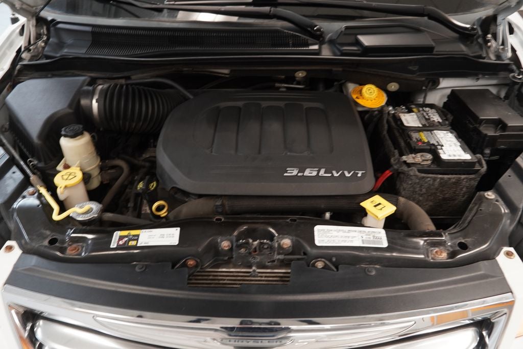 2014 Chrysler Town & Country Touring-L 30th Anniversary