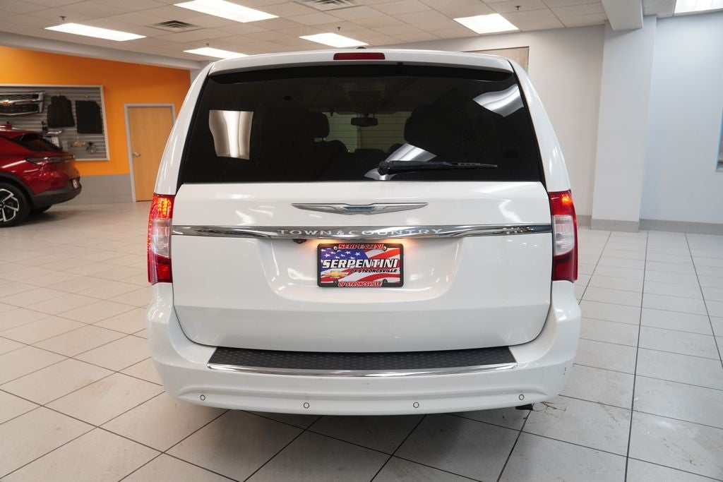 2014 Chrysler Town & Country Touring-L 30th Anniversary