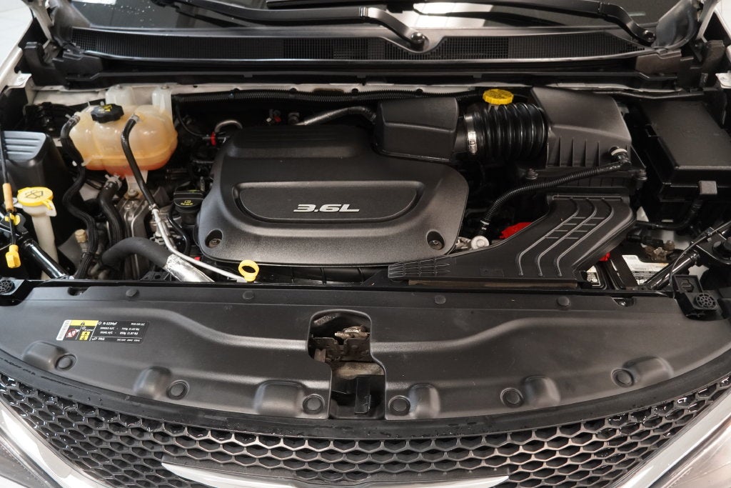 2017 Chrysler Pacifica Touring
