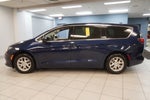 2017 Chrysler Pacifica Touring ( PRE-AUCTION SPECIAL )