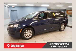 2017 Chrysler Pacifica Touring ( PRE-AUCTION SPECIAL )
