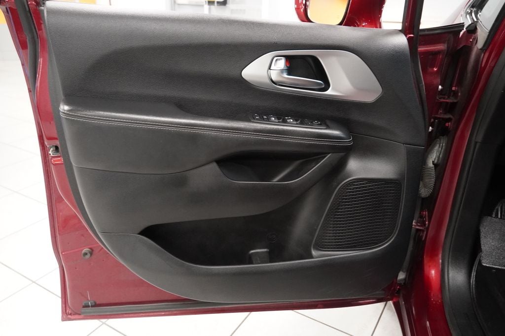 2019 Chrysler Pacifica Touring Plus
