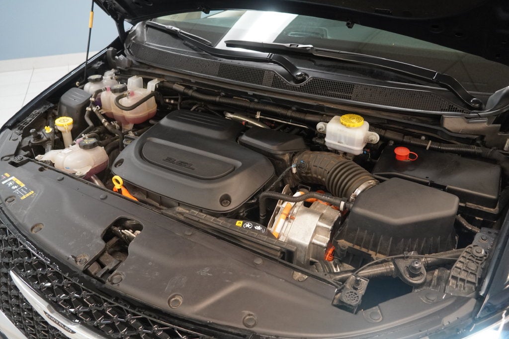 2024 Chrysler Pacifica Hybrid Select
