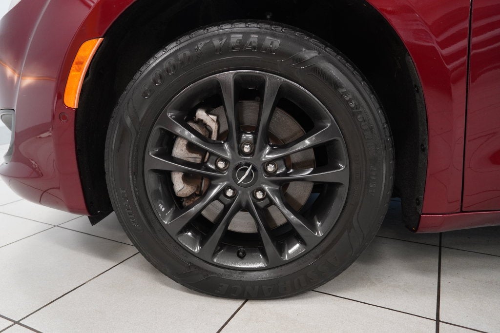 2020 Chrysler Pacifica Launch Edition (AWD)
