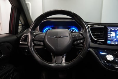 2020 Chrysler Pacifica Launch Edition (AWD)