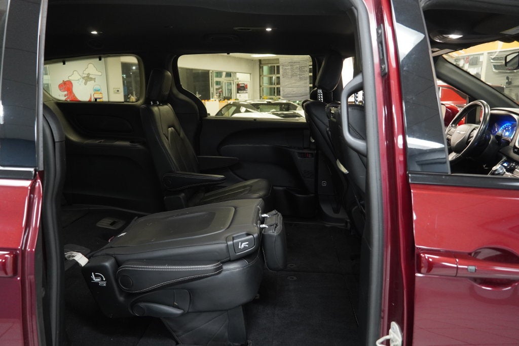 2020 Chrysler Pacifica Launch Edition (AWD)