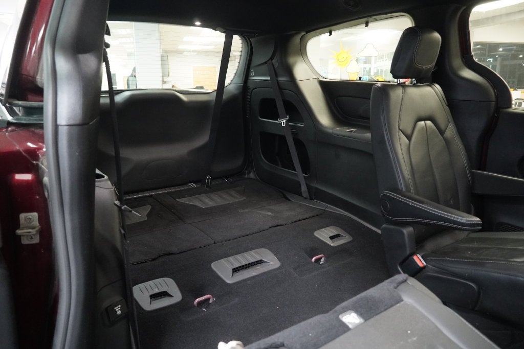 2020 Chrysler Pacifica Launch Edition (AWD)