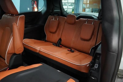 2025 Chrysler Pacifica Pinnacle AWD