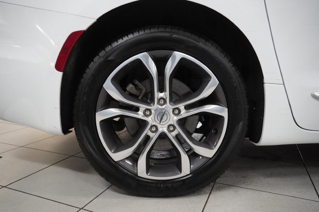 2025 Chrysler Pacifica Pinnacle AWD