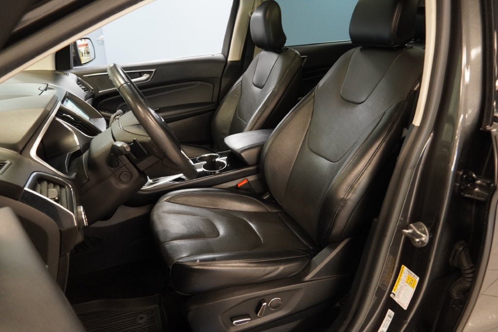 2018 Ford Edge Titanium ( AWD )