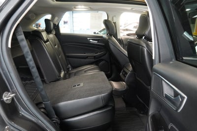 2018 Ford Edge Titanium ( AWD )
