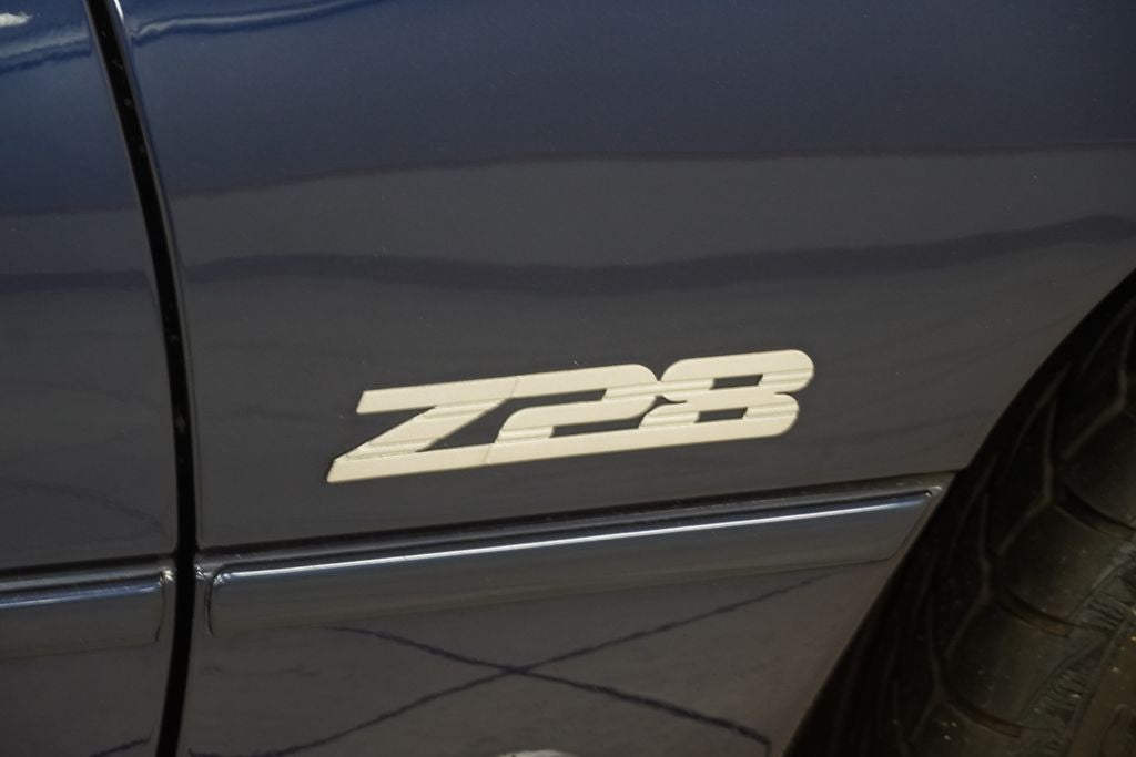 2002 Chevrolet Camaro Z28 ( CONVERTIBLE )