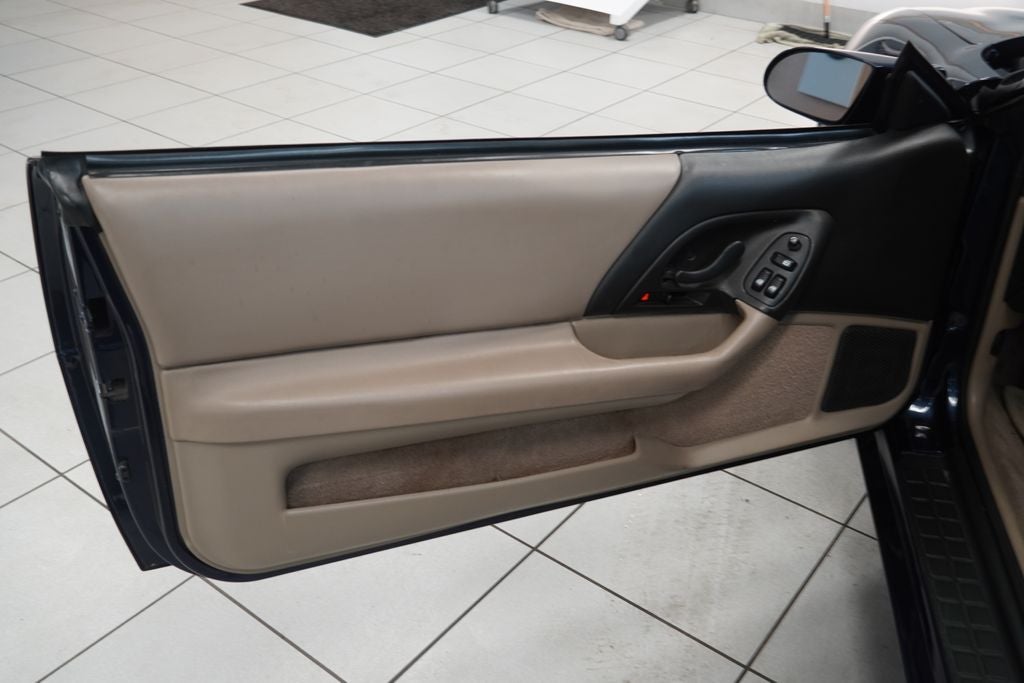 2002 Chevrolet Camaro Z28 ( CONVERTIBLE )