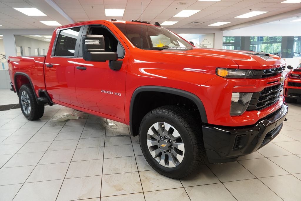 2026 Chevrolet Silverado 2500HD Custom