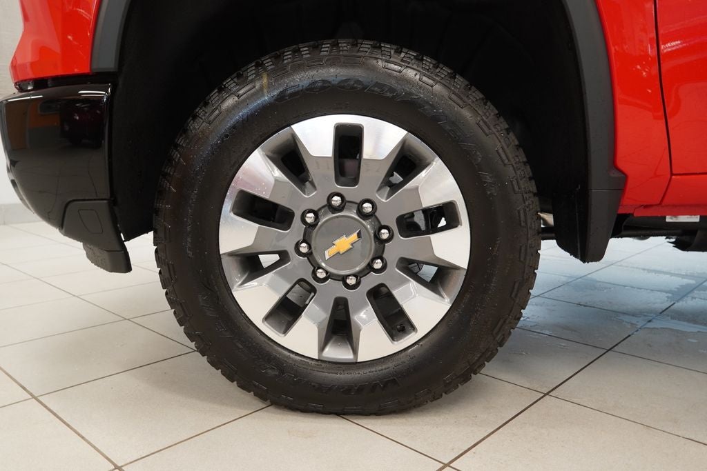 2026 Chevrolet Silverado 2500HD Custom
