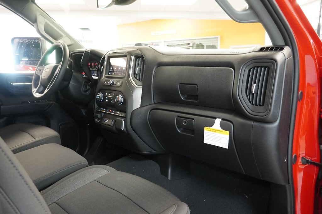 2026 Chevrolet Silverado 2500HD Custom