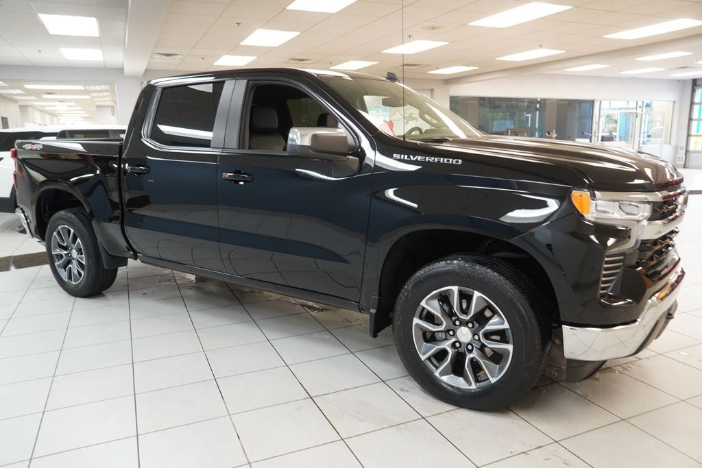 2024 Chevrolet Silverado 1500 LT LT1 CREW CAB 4X4