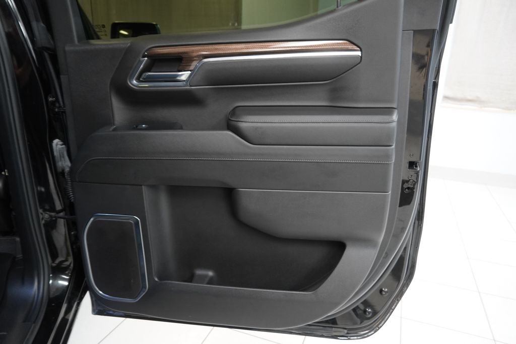 2024 Chevrolet Silverado 1500 LT LT1 CREW CAB 4X4