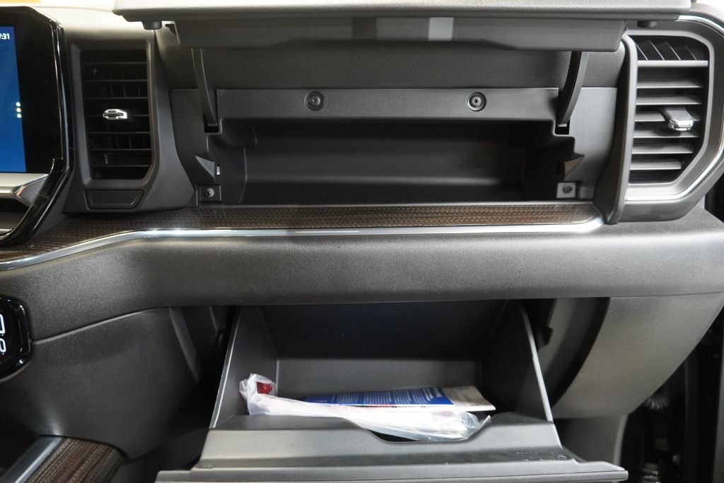 2024 Chevrolet Silverado 1500 LT LT1 CREW CAB 4X4