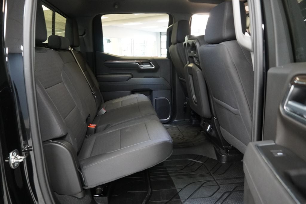 2026 Chevrolet Silverado 1500 LT LT1
