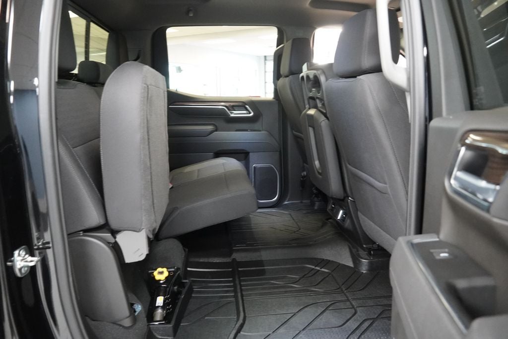 2026 Chevrolet Silverado 1500 LT LT1