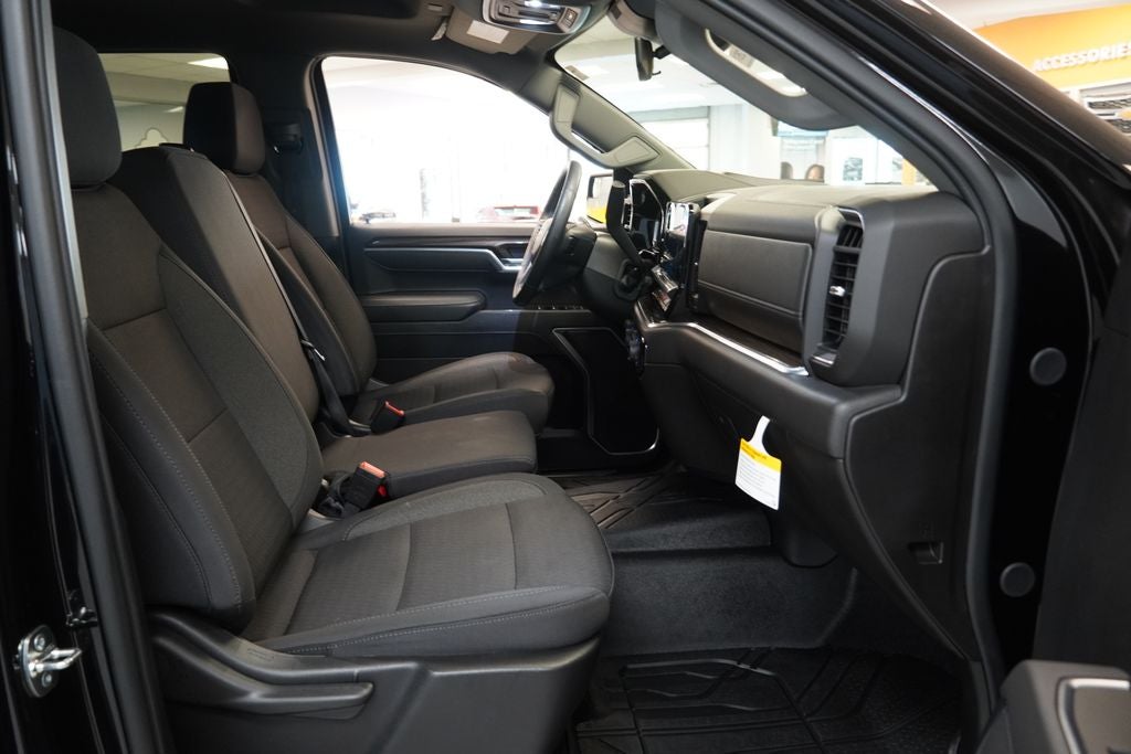 2026 Chevrolet Silverado 1500 LT LT1