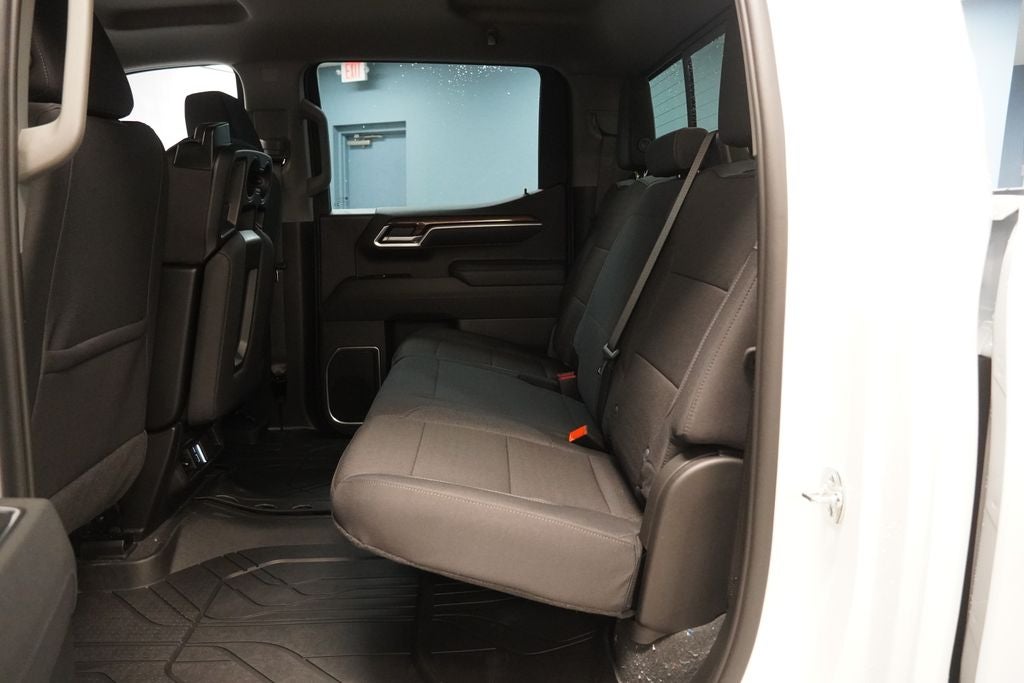 2026 Chevrolet Silverado 1500 LT LT1