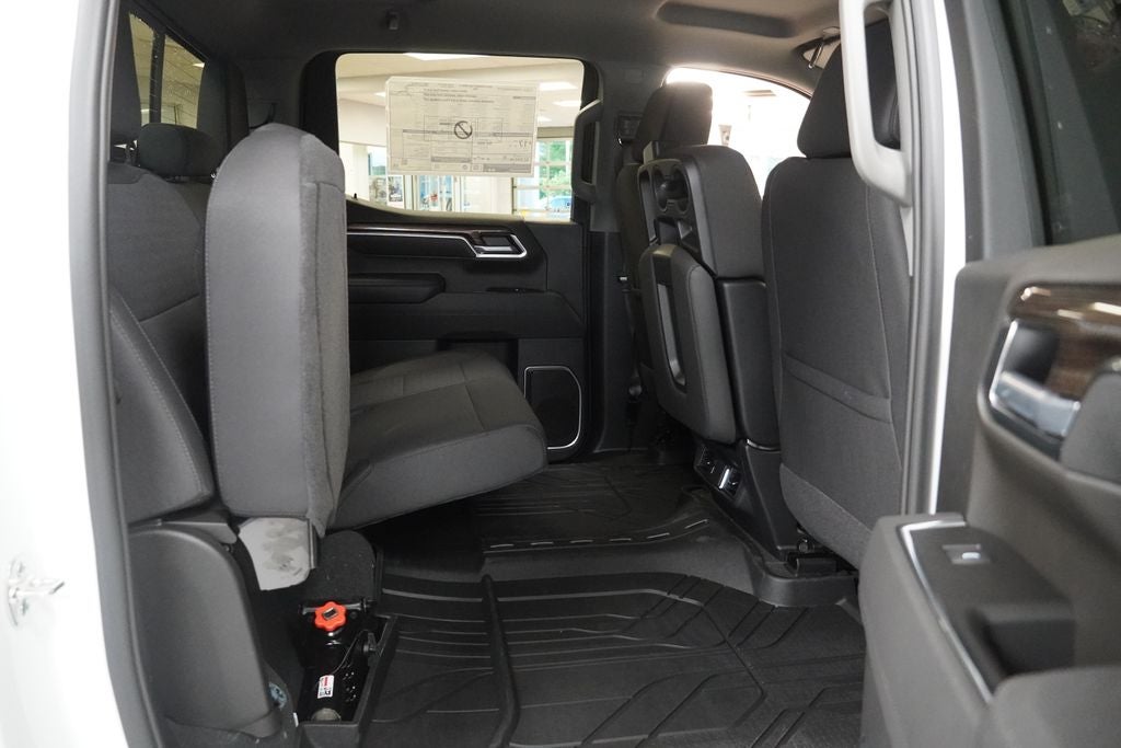 2026 Chevrolet Silverado 1500 LT LT1