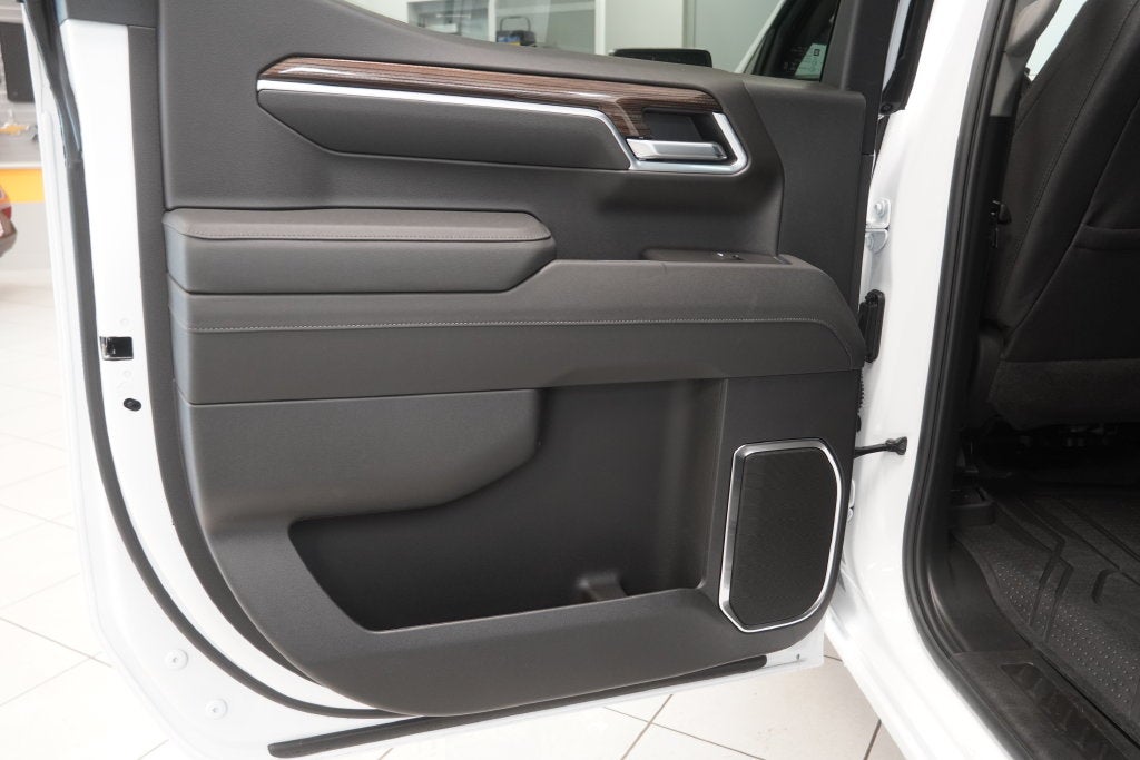 2026 Chevrolet Silverado 1500 LT LT1