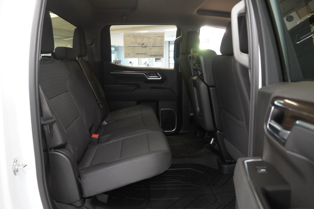 2026 Chevrolet Silverado 1500 LT LT1