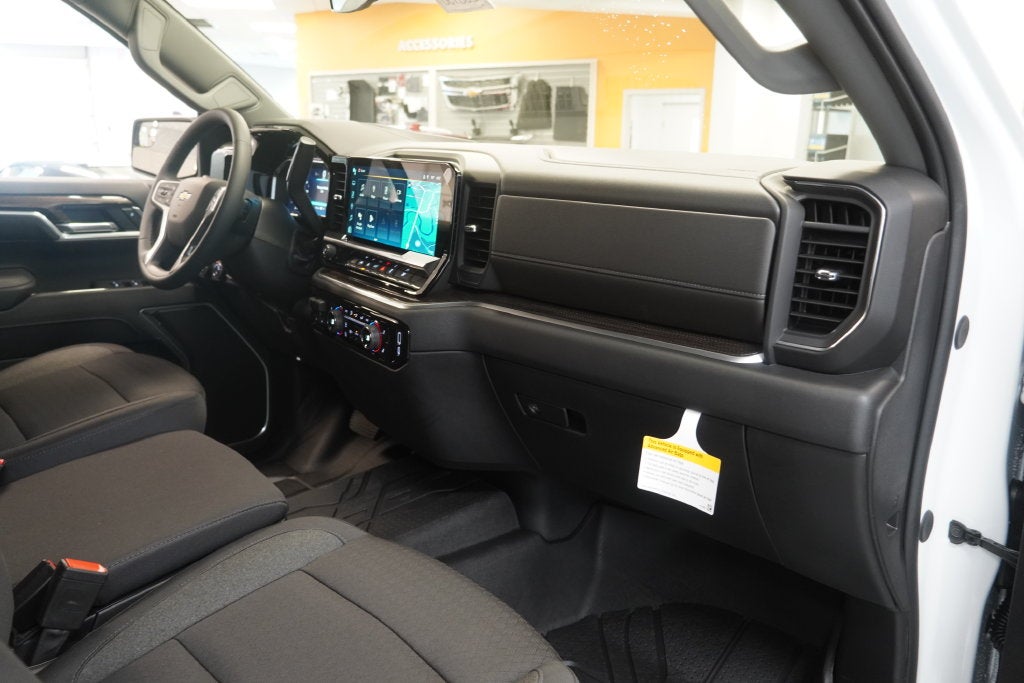 2026 Chevrolet Silverado 1500 LT LT1