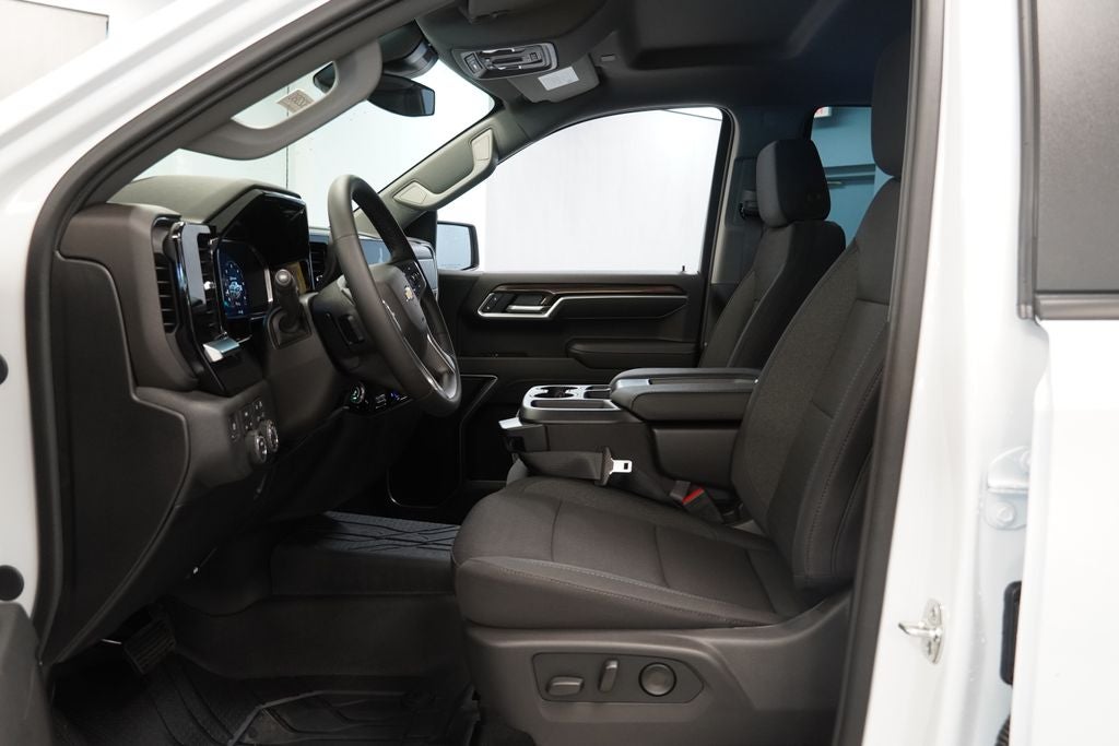 2026 Chevrolet Silverado 1500 LT LT1