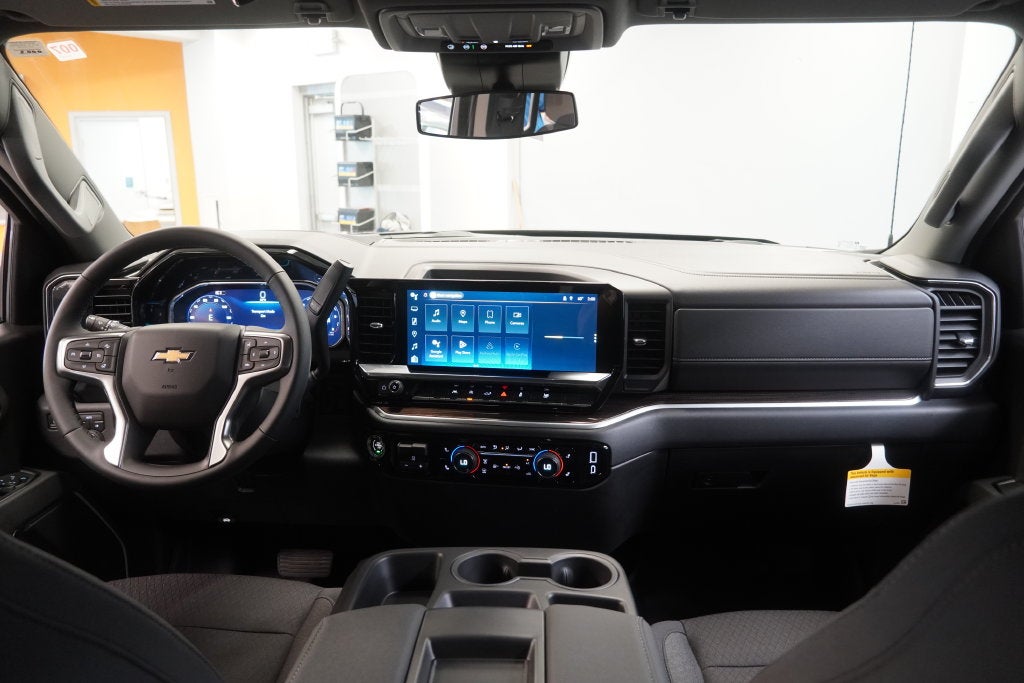 2026 Chevrolet Silverado 1500 LT LT1