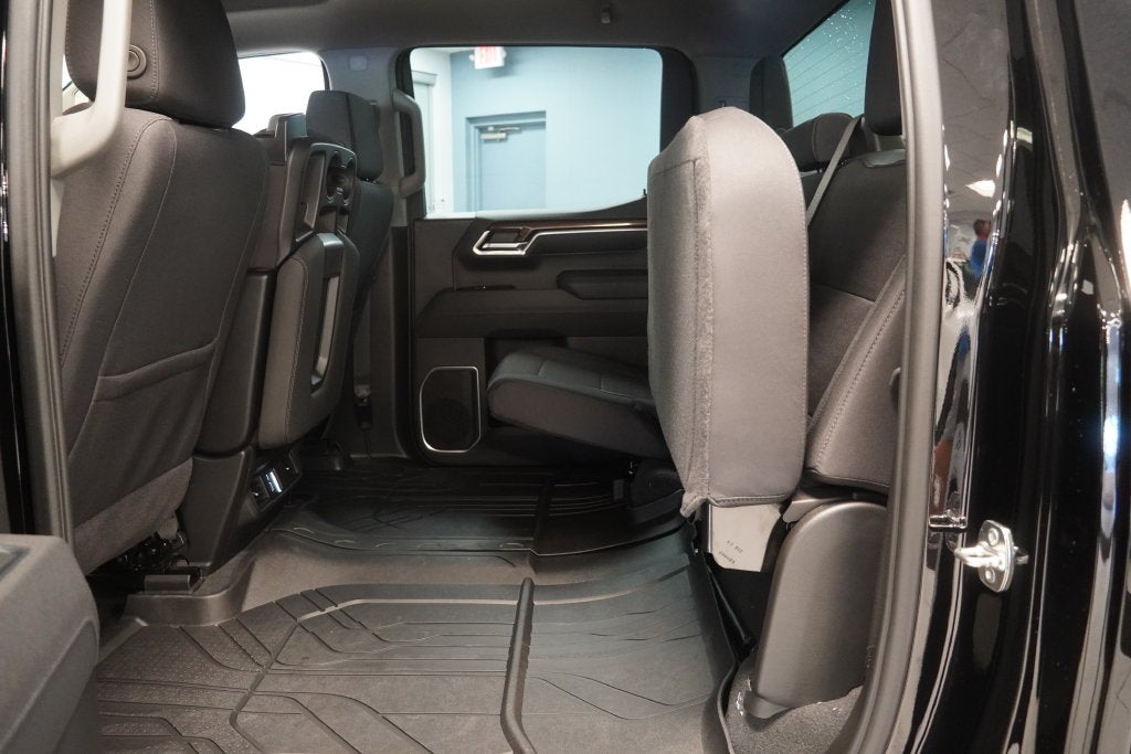 2026 Chevrolet Silverado 1500 LT LT1