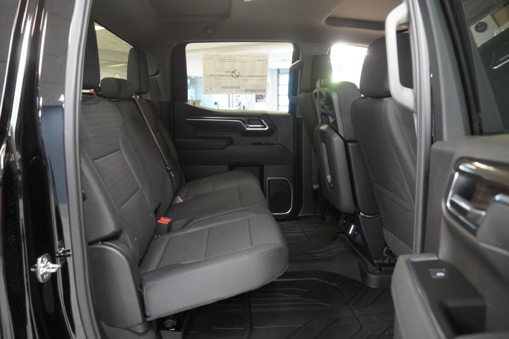 2026 Chevrolet Silverado 1500 LT LT1