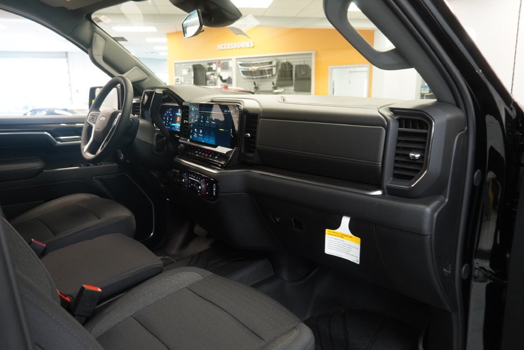2026 Chevrolet Silverado 1500 LT LT1