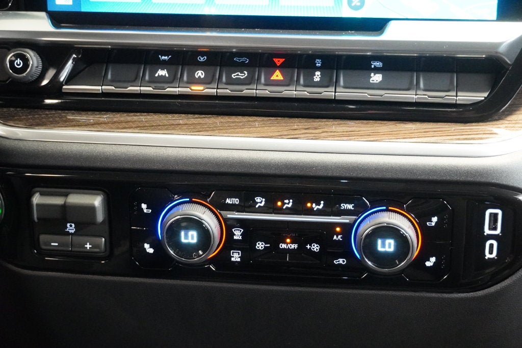 2026 Chevrolet Silverado 1500 LT LT1