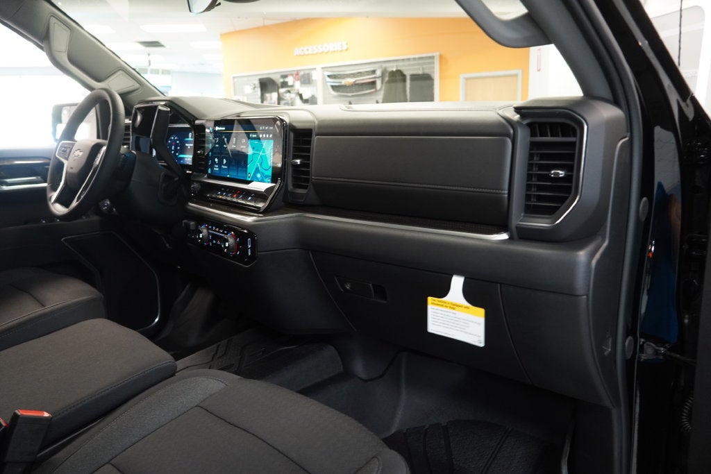 2026 Chevrolet Silverado 1500 LT LT1